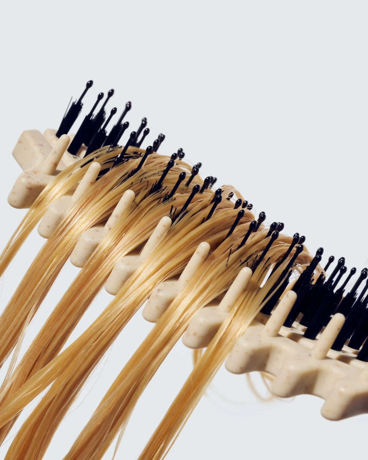 Edge-Lift Curl Defining Brush, White - Image 7