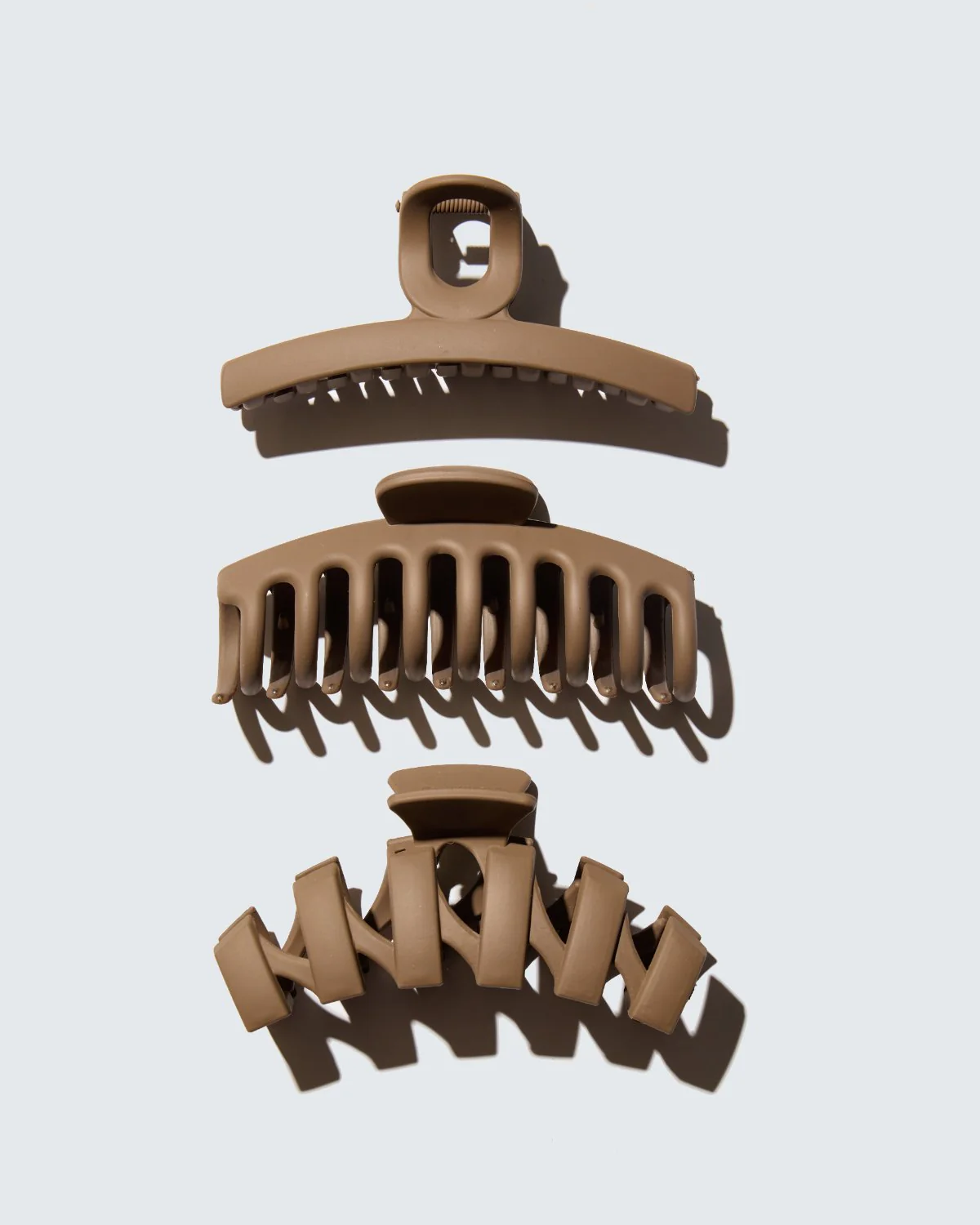 Medium Claw Hair Clips, 3-Pack, Coffee - Image 5